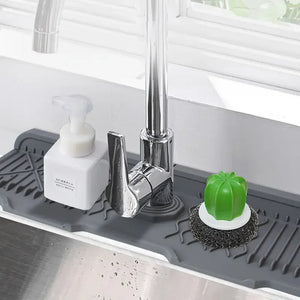 Kitchen Sink Splash Guard Silicone Faucet VelnoraUSA