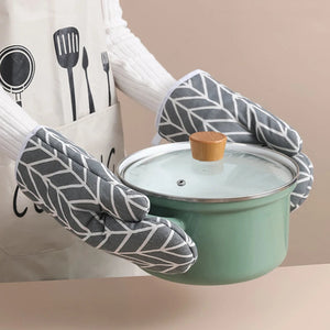 Heat Insulating Kitchen Gloves